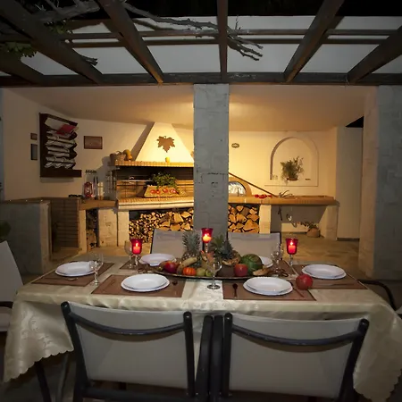 Aurora Villa *