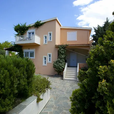 Aurora Villa *